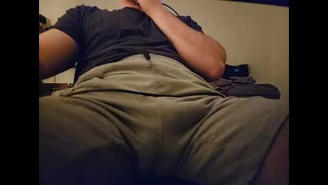 Snapshot of bigcockers8 chatting on 09.17.25 bigcockers8 online show from 09.17.25