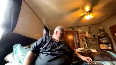 Snapshot of bigcummer4u803 chatting on 09.27.25 Tiny online show from 09.27.25