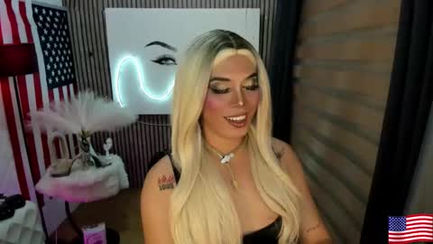 Snapshot of bigdick_patricia chatting on 09.11.25 Miss Pat online show from 09.11.25