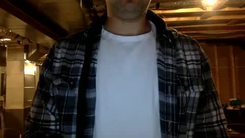 Snapshot of bigdickshowoff9877 chatting on 02.24.25 Bigdickshowoff9877 online show from 02.24.25