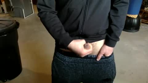 Snapshot of bigdickshowoff9877 chatting on 03.09.25 Bigdickshowoff9877 online show from 03.09.25