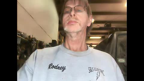 Snapshot of bigelectricrod chatting on 02.21.25 bigelectricrod online show from 02.21.25