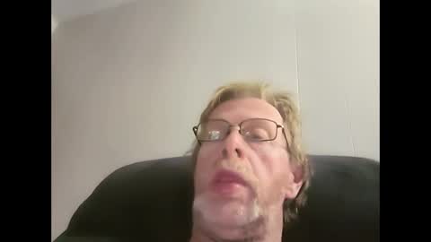 Snapshot of bigelectricrod chatting on 09.12.25 bigelectricrod online show from 09.12.25