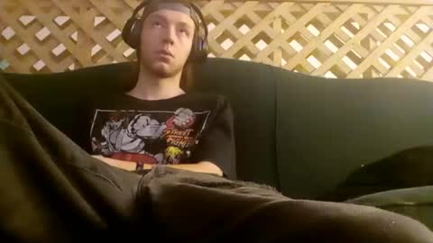 Snapshot of biggestboiiii chatting on 10.08.25 biggestboiiii online show from 10.08.25