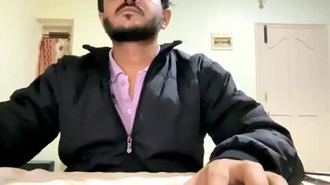 bighandsomesatisfy online show from 12.31.24