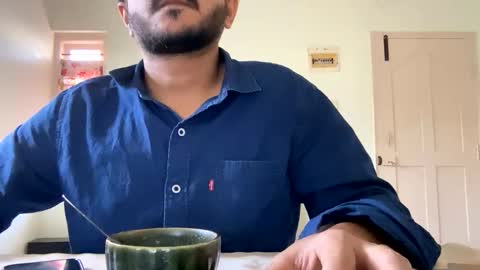 Snapshot of bighandsomesatisfy chatting on 01.02.25 bighandsomesatisfy online show from 01.02.25