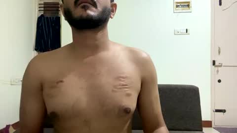 Snapshot of bighandsomesatisfy chatting on 01.22.25 bighandsomesatisfy online show from 01.22.25