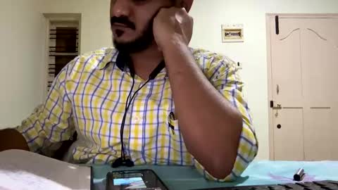 bighandsomesatisfy online show from 02.21.25