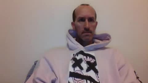 Snapshot of bighugemouthful chatting on 03.11.25 Chaz online show from 03.11.25