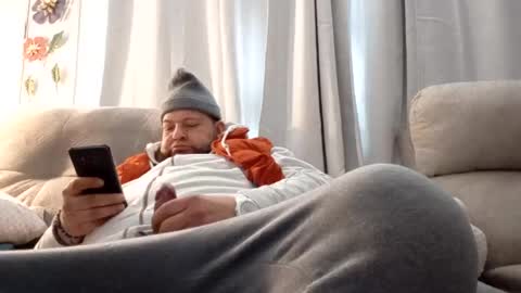 Snapshot of biglk324645168 chatting on 02.19.25 biglk324645168 online show from 02.19.25