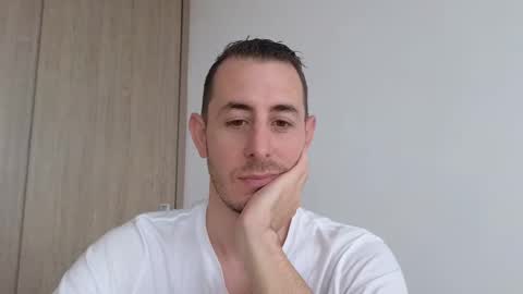 Snapshot of bigonehott chatting on 10.15.25 online show from 10.15.25