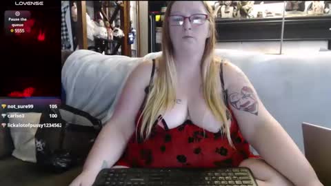Snapshot of bigtitsgirl9991 chatting on 12.30.24 Kim online show from 12.30.24