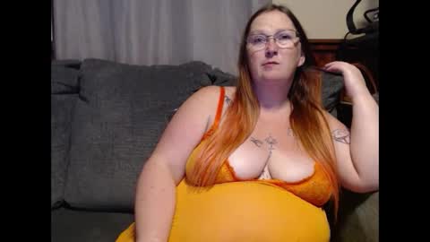 Snapshot of bigtitsgirl9991 chatting on 09.10.25 Kim online show from 09.10.25