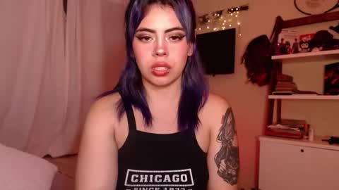 Snapshot of biigbooty_ chatting on 02.24.25 biigbooty_ online show from 02.24.25