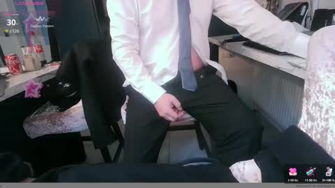 Snapshot of bijiminy chatting on 12.04.24 bijiminy online show from 12.04.24