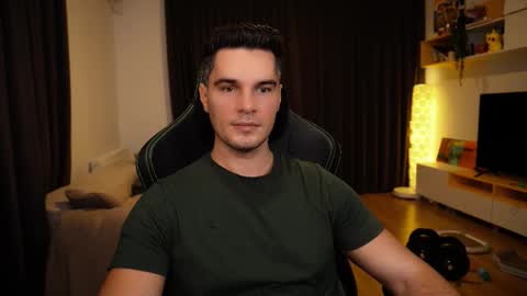 Snapshot of billypassion chatting on 09.29.25 BillyPassion online show from 09.29.25