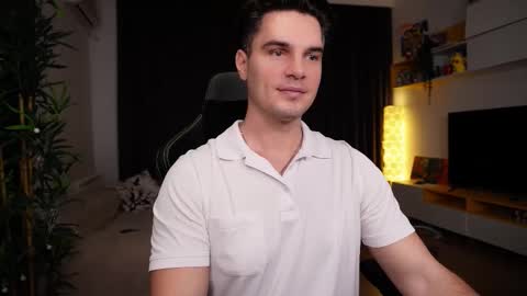 Snapshot of billypassion chatting on 11.17.25 BillyPassion online show from 11.17.25