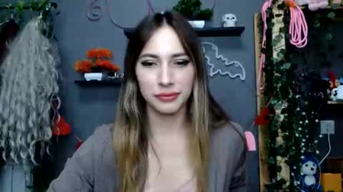 Snapshot of binalina chatting on 10.16.25 binalina online show from 10.16.25