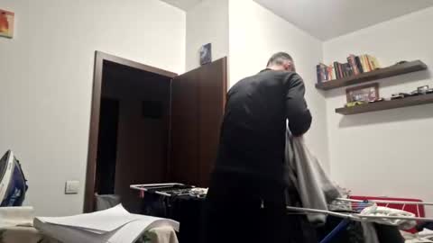 Snapshot of bisexdadd chatting on 12.30.24 bisexdadd online show from 12.30.24