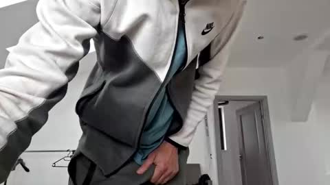 Snapshot of bisexdadd chatting on 02.16.25 bisexdadd online show from 02.16.25