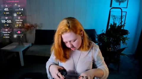 Snapshot of bitchofsun chatting on 09.29.25 Nana online show from 09.29.25