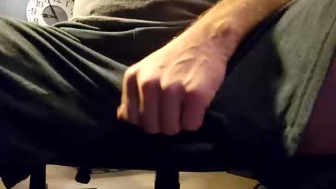 Snapshot of bkupsguy chatting on 10.14.25 bkupsguy online show from 10.14.25