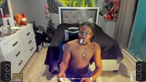 Plant Base Streamers From Pennsylvania online show from 01.04.25