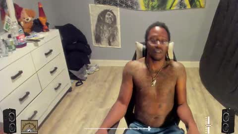 Plant Base Streamers From Pennsylvania online show from 09.23.25