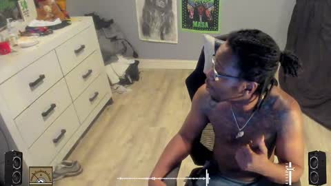 Plant Base Streamers From Pennsylvania online show from 10.10.25