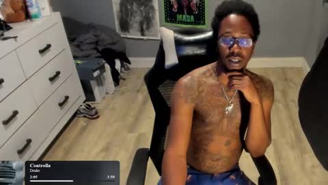 Plant Base Streamers From Pennsylvania online show from 10.30.25