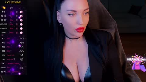 Snapshot of blackberry_star chatting on 12.12.24 blackberry_star online show from 12.12.24