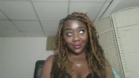 Snapshot of blackqueen888 chatting on 03.04.25 blackqueen888 online show from 03.04.25