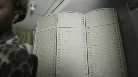 Snapshot of blackqueen888 chatting on 03.09.25 blackqueen888 online show from 03.09.25