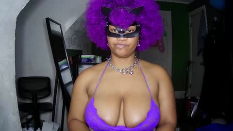 Snapshot of blacksirenqueen chatting on 12.06.24 Queen Siren online show from 12.06.24