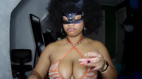 Snapshot of blacksirenqueen chatting on 12.17.24 Queen Siren online show from 12.17.24