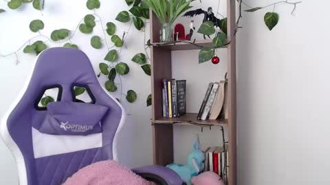 Snapshot of blairvicent chatting on 02.19.25 online show from 02.19.25