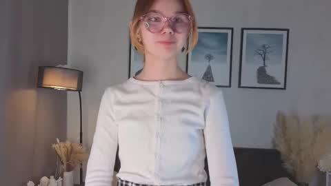 Eliza online show from 10.19.25