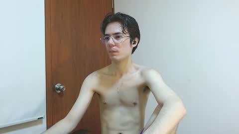 Snapshot of blakeshatter chatting on 12.20.24 blakeshatter online show from 12.20.24