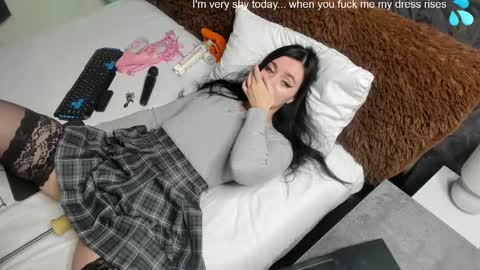 Snapshot of blancasuarez chatting on 01.21.25 MY VIDEOS THAT WILL MAKE YOU CUM -  online show from 01.21.25