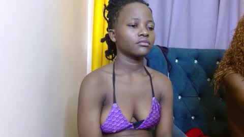 Snapshot of blaq_cherry chatting on 11.05.25 cherry online show from 11.05.25