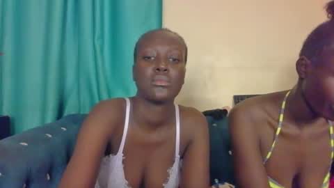 Snapshot of blaq_cherry chatting on 12.04.25 cherry online show from 12.04.25