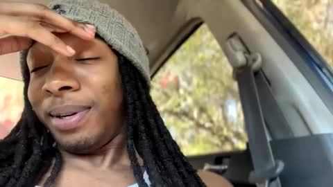 Snapshot of blaxkasta chatting on 03.11.25 Black Clover online show from 03.11.25