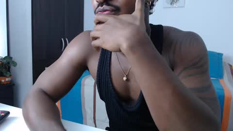 Snapshot of blckexperience chatting on 03.01.25 Danny - online show from 03.01.25