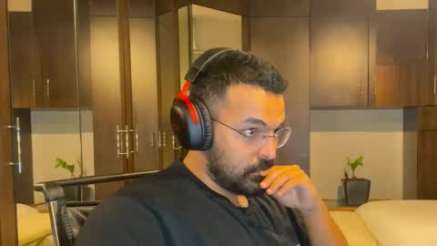 Leo online show from 12.05.25