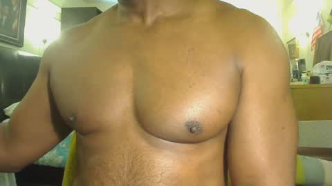 Snapshot of blkbiguncut10462 chatting on 03.01.25 blkbiguncut10462 online show from 03.01.25