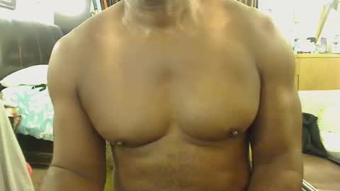 Snapshot of blkbiguncut10462 chatting on 10.04.25 blkbiguncut10462 online show from 10.04.25