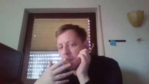 Snapshot of blonde32m chatting on 01.17.25 blonde32m online show from 01.17.25