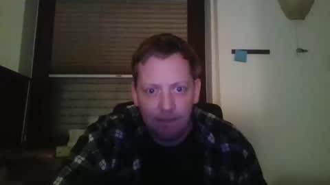 Snapshot of blonde32m chatting on 01.21.25 blonde32m online show from 01.21.25