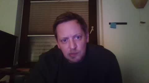 Snapshot of blonde32m chatting on 02.16.25 blonde32m online show from 02.16.25