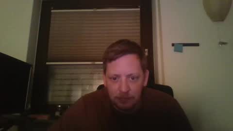 Snapshot of blonde32m chatting on 03.03.25 blonde32m online show from 03.03.25